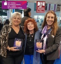 Feria del Libro el Programa Internacional de Escuelas Hermanas y la Federación Mundial de Mujeres Grandes Maestras, dijo: presente!