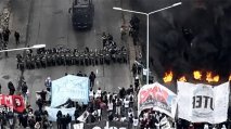 Seguimiento Minuto A Minuto Tensión Puente Pueyrredón: Policía Federal avanza contra manifestantes